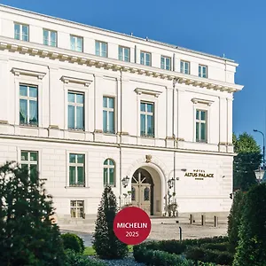 Hotel Altus Palace - Destigo *****